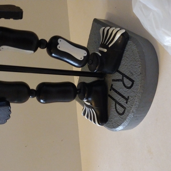 Nutcracker Skeleton - Picture 7 of 8